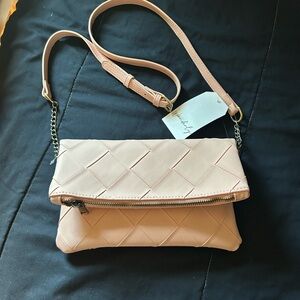 Chic Quilted Crossbody Bag in Blush